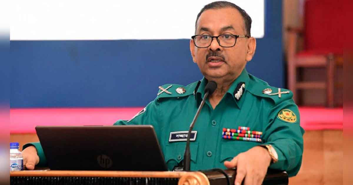 বিশৃঙ্খলাকারীদের দিকে গুলির নির্দেশ ডিএমপি কমিশনারের
