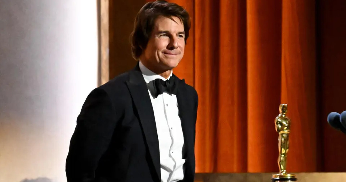 সম্মানসূচক অস্কার গ্রহন করলেন টম ক্রুজ
