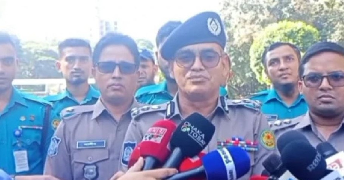 হাসিনার রায়: রাজধানীতে নিরাপত্তায় ১৫ হাজার পুলিশ