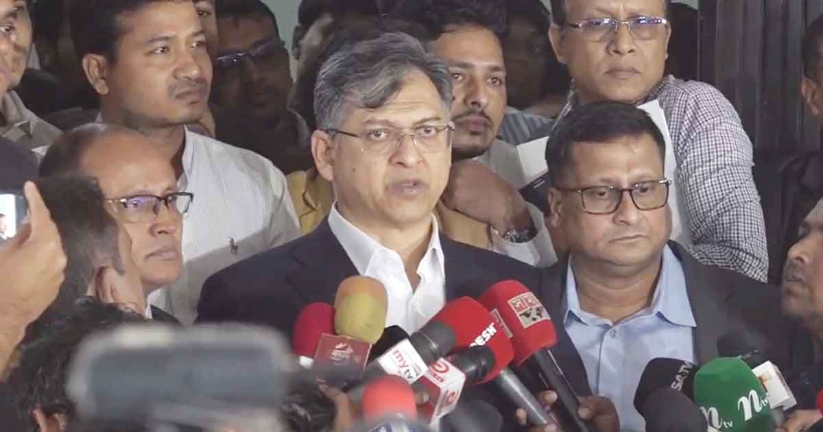 শেখ হাসিনার মৃত্যুদণ্ড তার অপরাধের তুলনায় যথেষ্ট নয়: সালাহউদ্দিন আহমদ