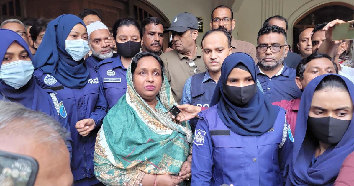 আরও ৫টি মামলায় আইভীকে শ্যোন অ্যারেস্ট