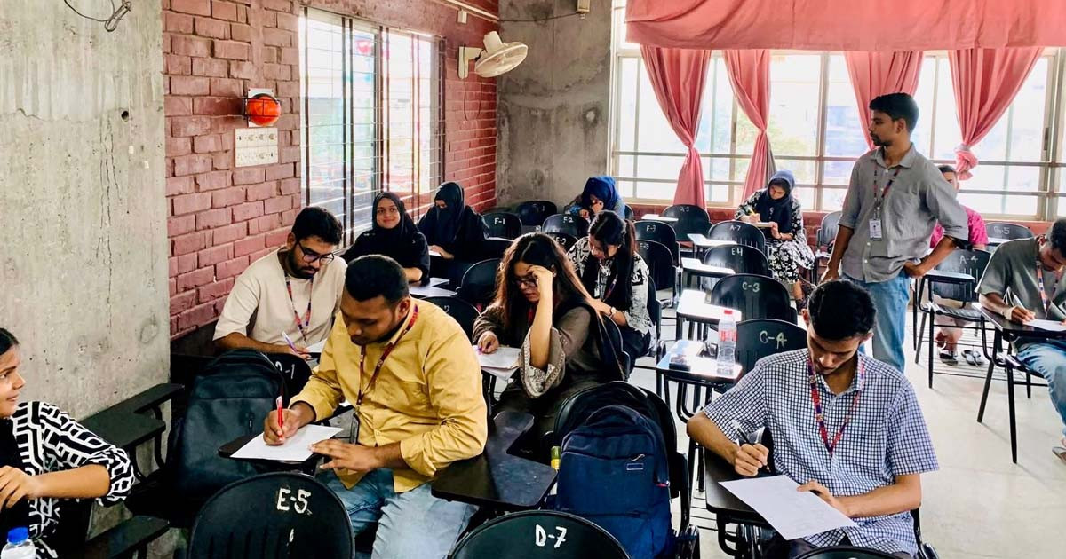 বসুন্ধরা শুভসংঘ আইইউবিএটি শাখায় মাসিক কুইজ প্রতিযোগিতা সম্পন্ন