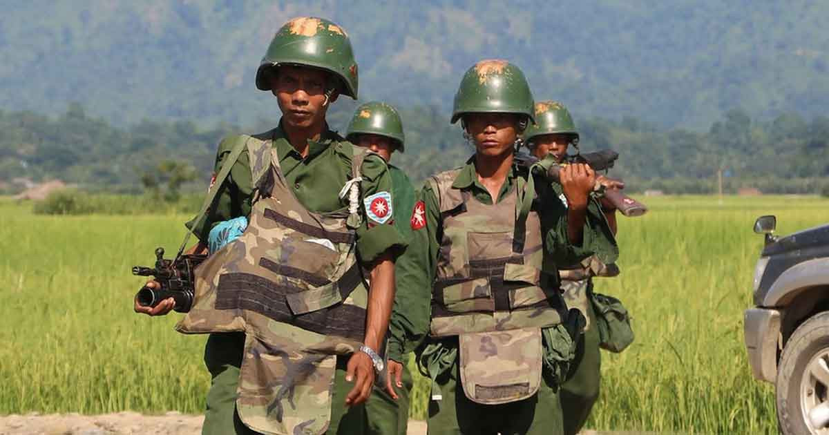 ট্রলারসহ ছয় বাংলাদেশিকে তুলে নিয়ে গেছে আরাকান আর্মি