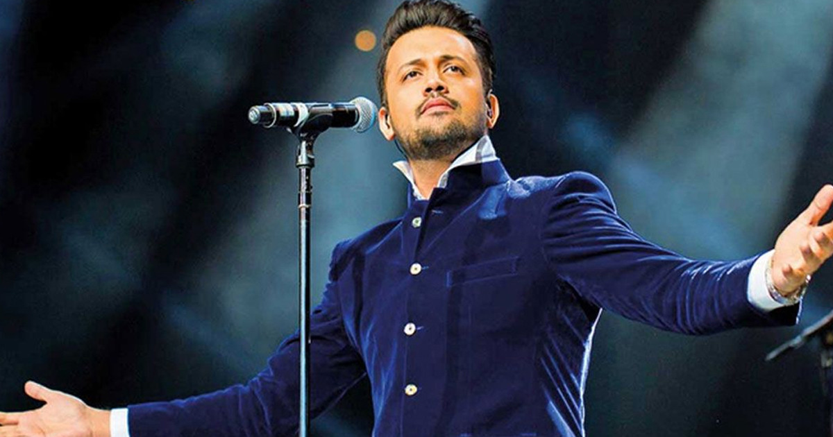 বাংলাদেশে মঞ্চ মাতাতে আসছেন আতিফ আসলাম