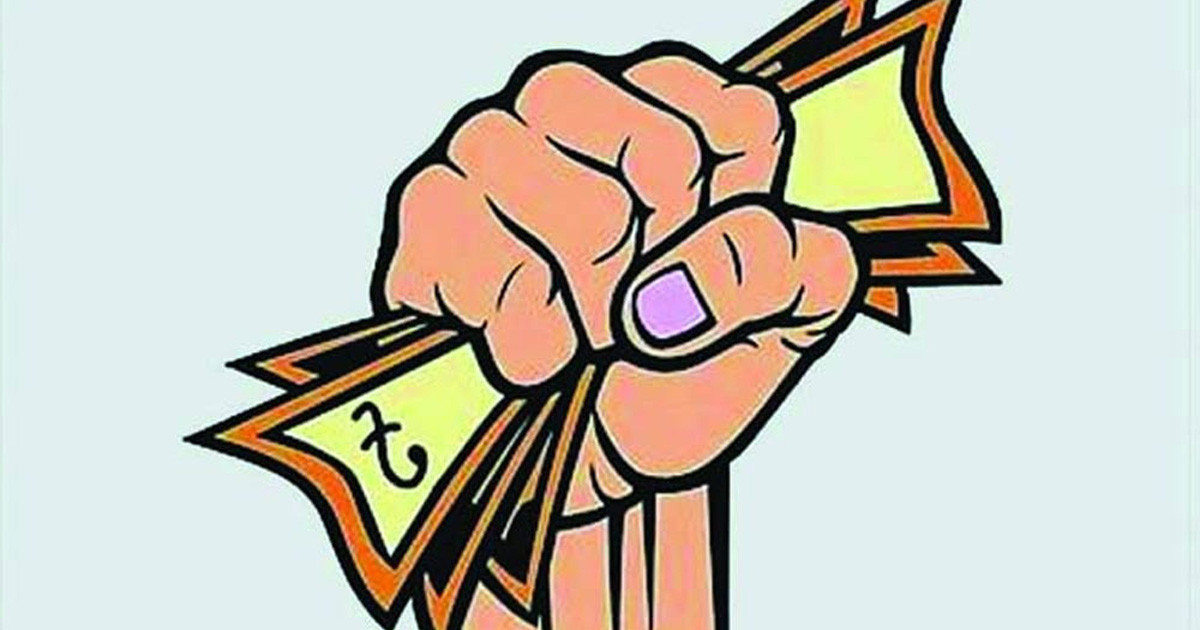 চাঁদাবাজদের দাপটে অসহায় মানুষ