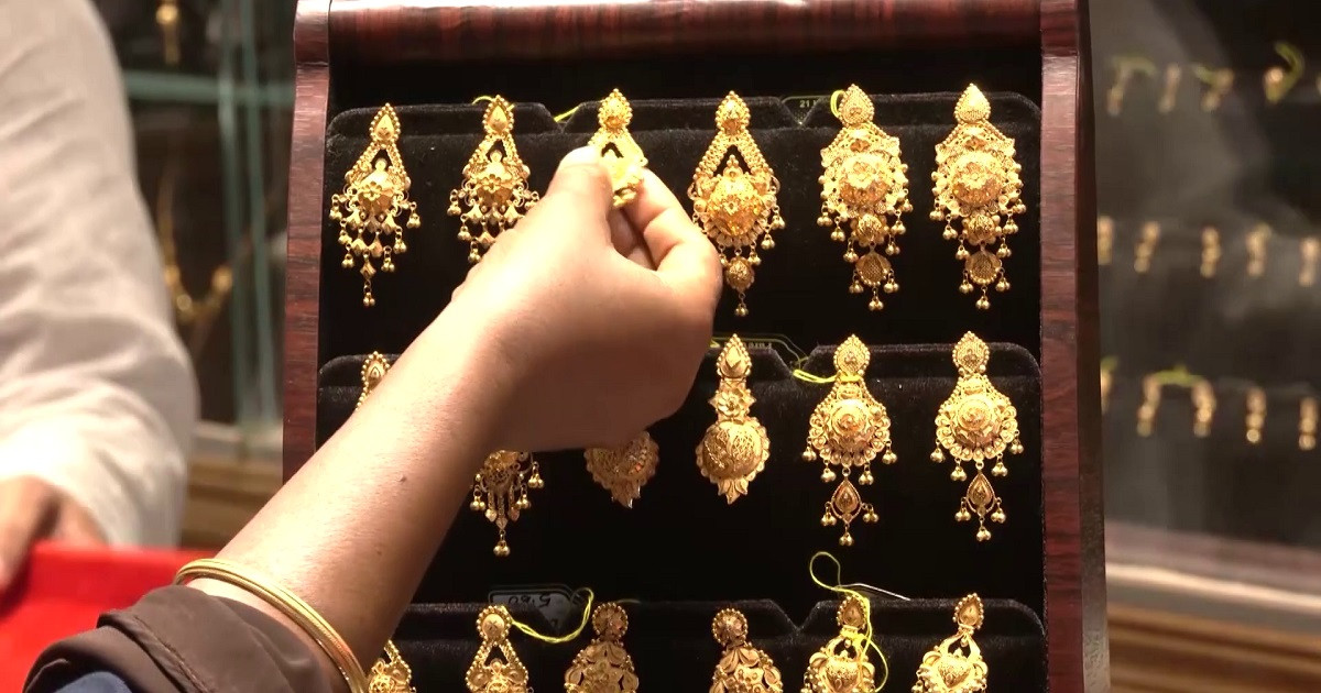যা কমেছিল তার দ্বিগুণ বাড়ল স্বর্ণের দাম