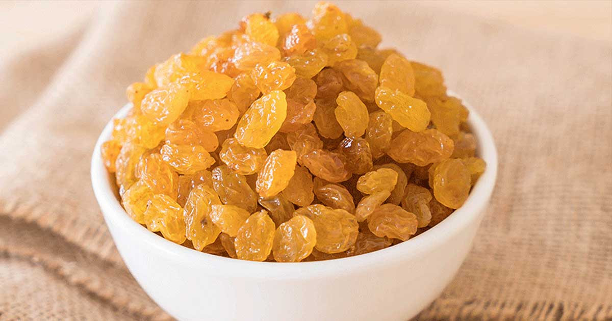 শীতকালে খালি পেটে কিশমিশ খেলেই শরীরে ১০ পরিবর্তন!