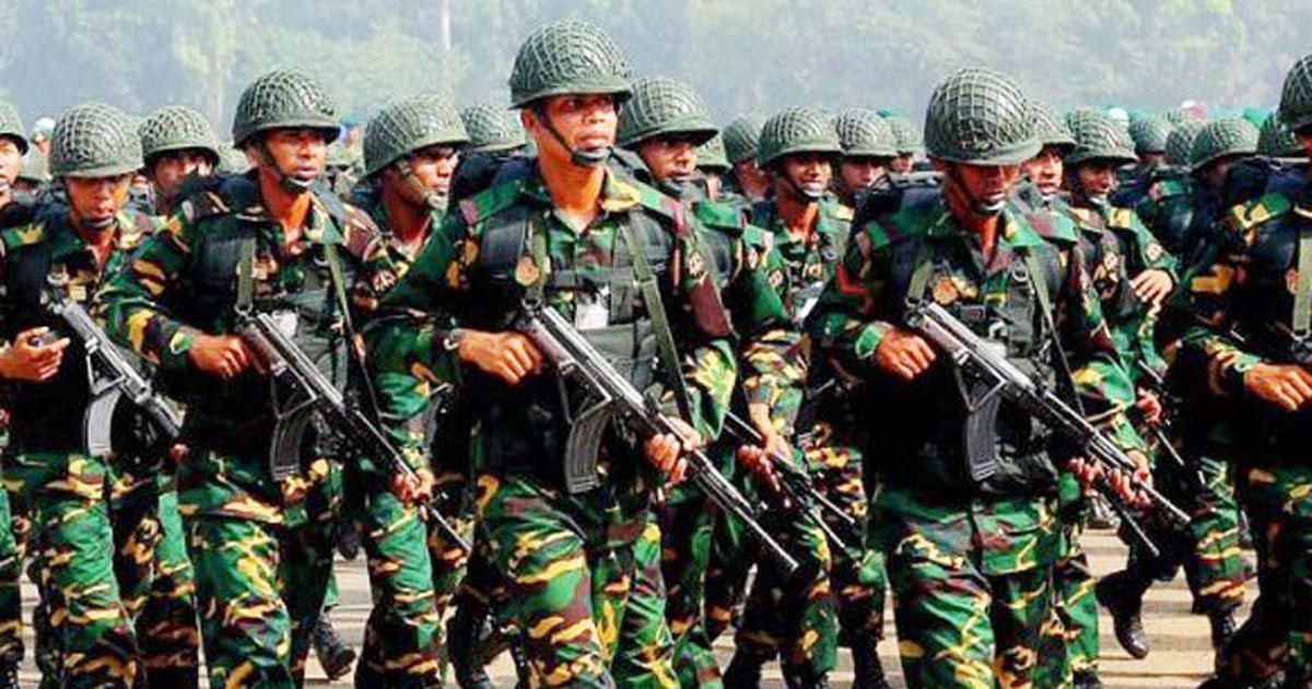 সংকটে আস্থা সশস্ত্র বাহিনীতেই