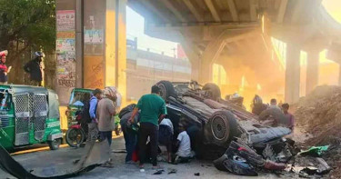 এলিভেটেড এক্সপ্রেসওয়ে থেকে ছিটকে নিচে পড়লো প্রাইভেটকার, সাইকেল আরোহী নিহত