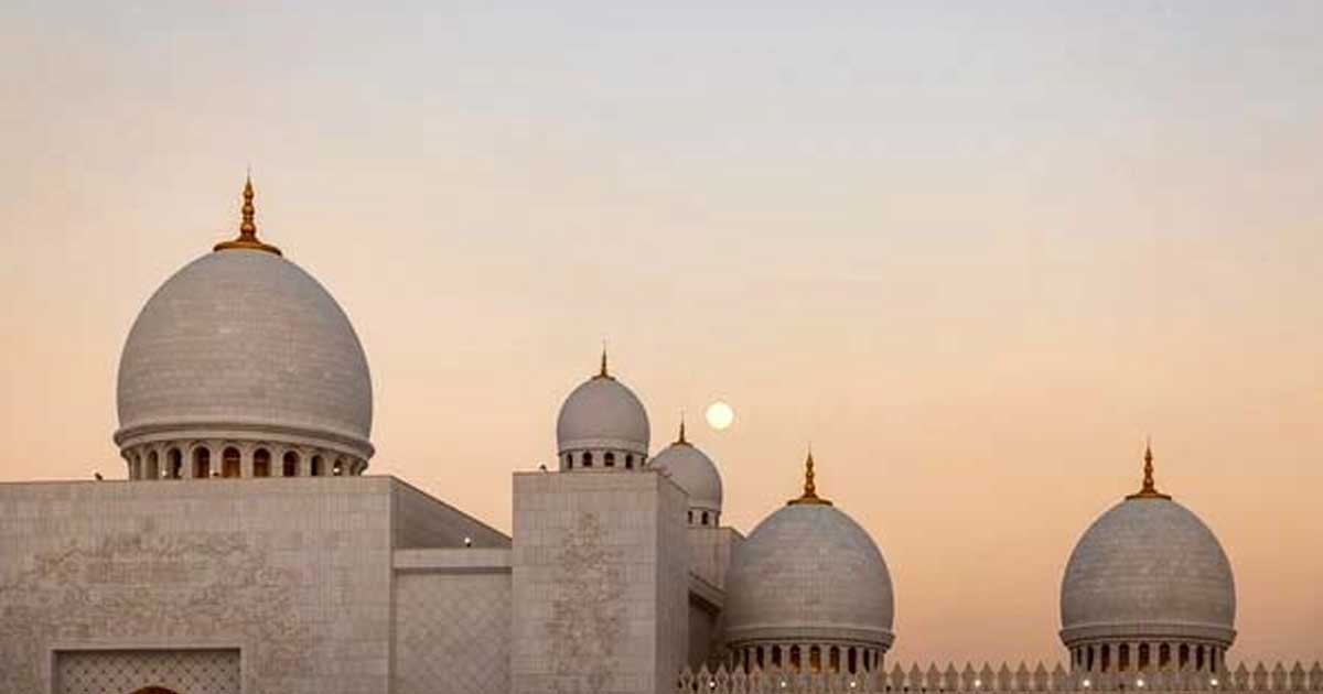 জিজ্ঞাসা: মসজিদের ফান্ড থেকে সাবেক ইমামকে সম্মানী দেওয়া