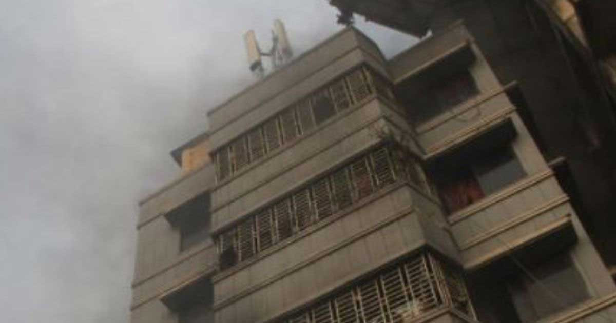 ভূমিকম্পে আরমানিটোলায় ভবন ক্ষতিগ্রস্ত