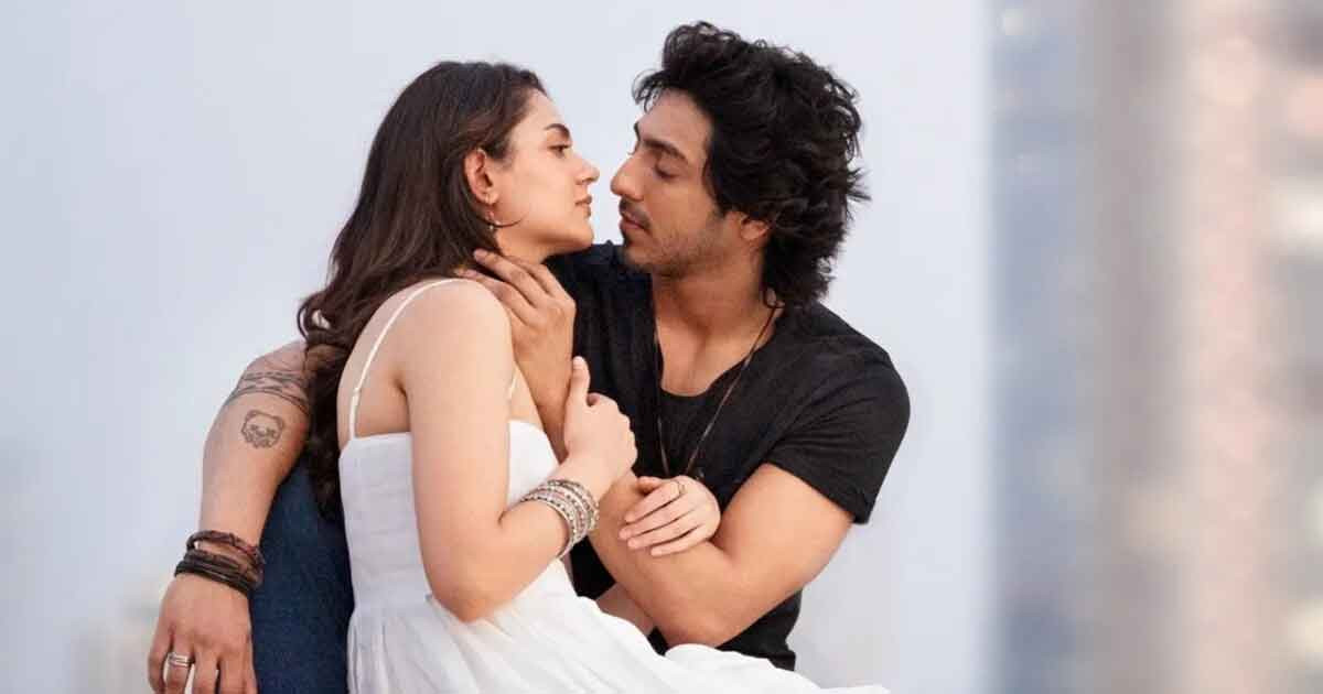 ‘পুরো ইন্টারনেট ভাবছে আমরা প্রেম করছি, কিন্তু আমরা তা করছি না’