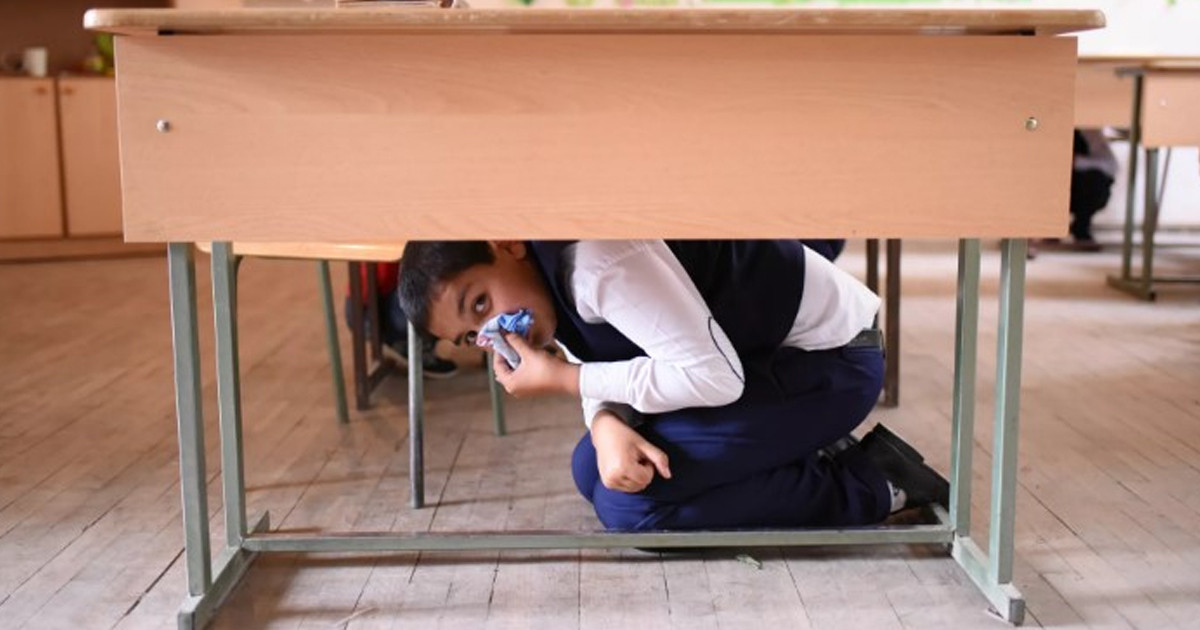 ভূমিকম্পের সময় নিরাপত্তায় যেসব কৌশল অবলম্বন করবেন