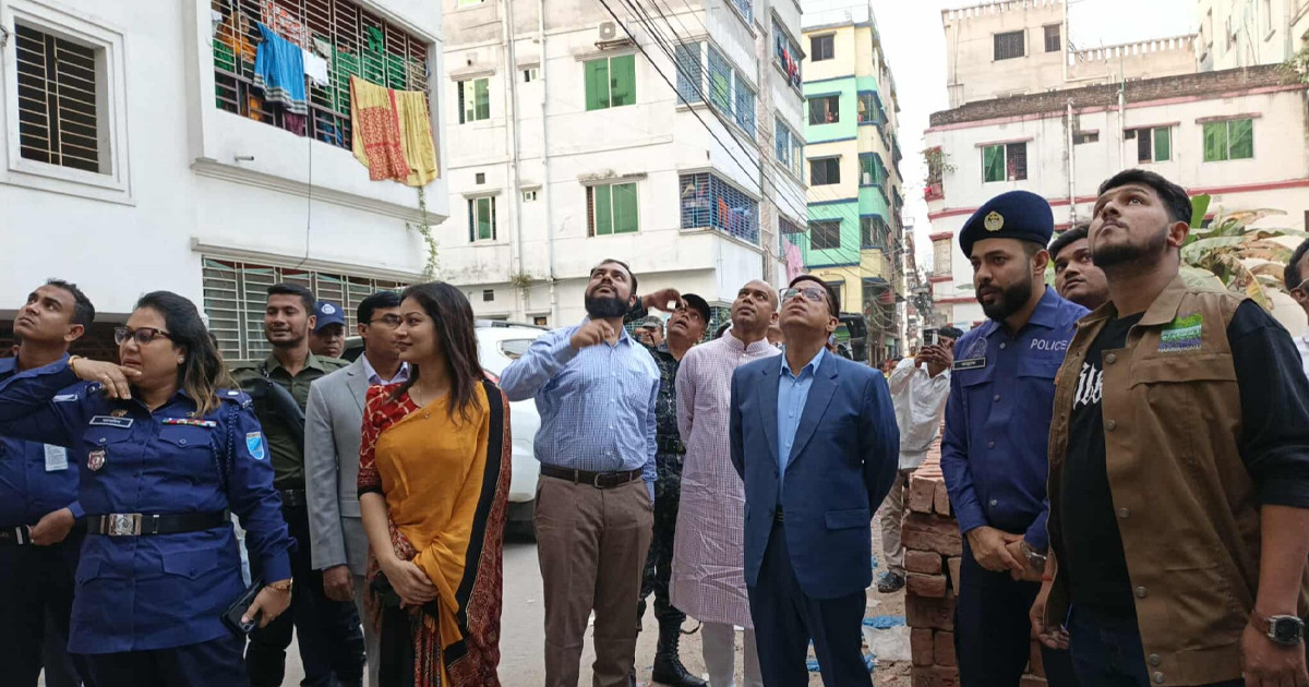 ‘নারায়ণগঞ্জে ভূমিকম্পে ২৫টি বহুতল ভবন ক্ষতিগ্রস্ত’