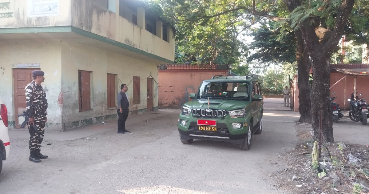 হঠাৎ ‘চিকেন নেক’ করিডোরে সর্বোচ্চ সতর্কতা, উচ্চপর্যায়ের বৈঠক