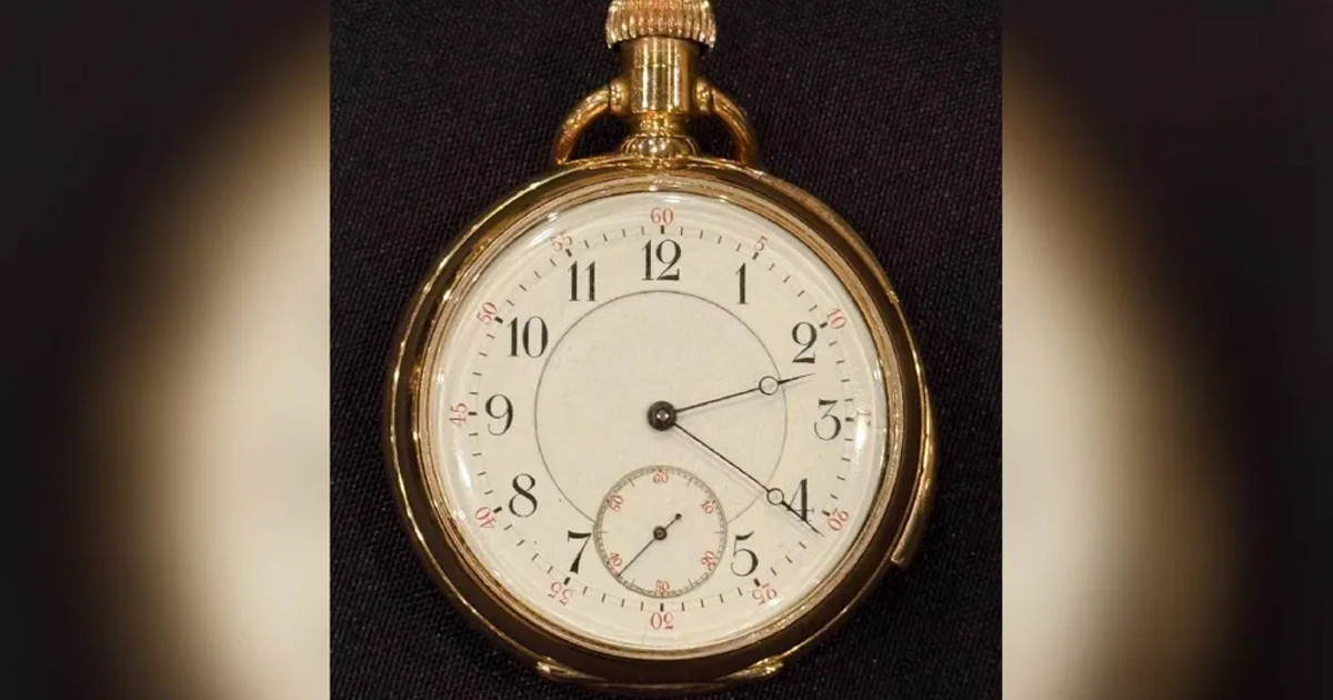 টাইটানিকের স্মৃতিবিজড়িত স্বর্ণের পকেটঘড়ি রেকর্ড দামে বিক্রি