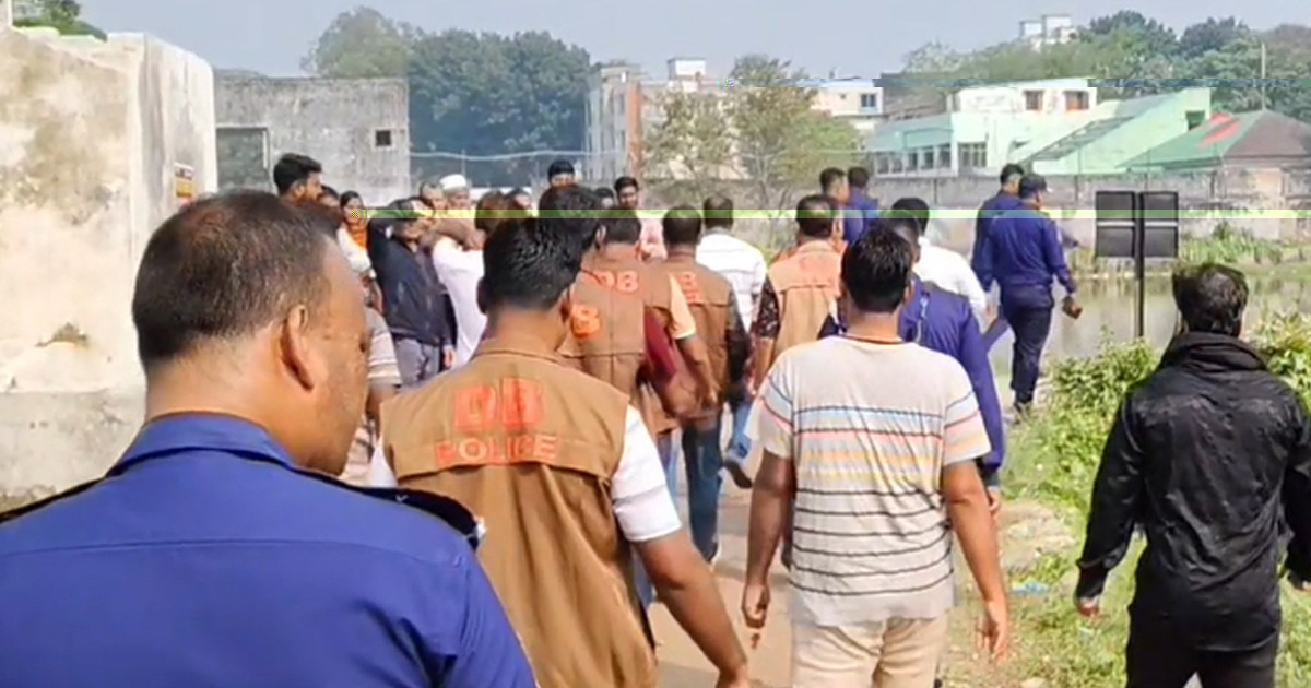 মানিকগঞ্জে তৌহিদী জনতা ও বাউল সমর্থকদের সংঘর্ষে আহত ৪