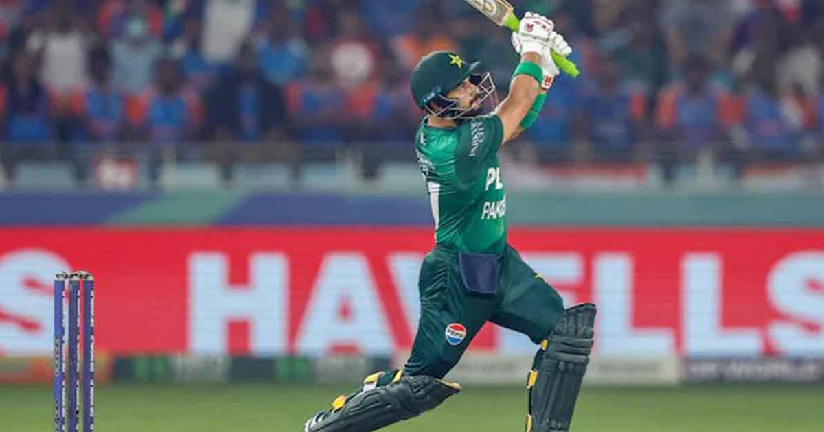 বছরে ১০০ ছক্কার রেকর্ড গড়লেন পাকিস্তানের শাহিবজাদা