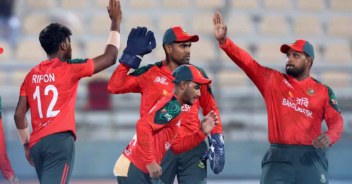 ফাইনালে জিততে পাকিস্তানকে ব্যাটিংয়ে পাঠাল বাংলাদেশ