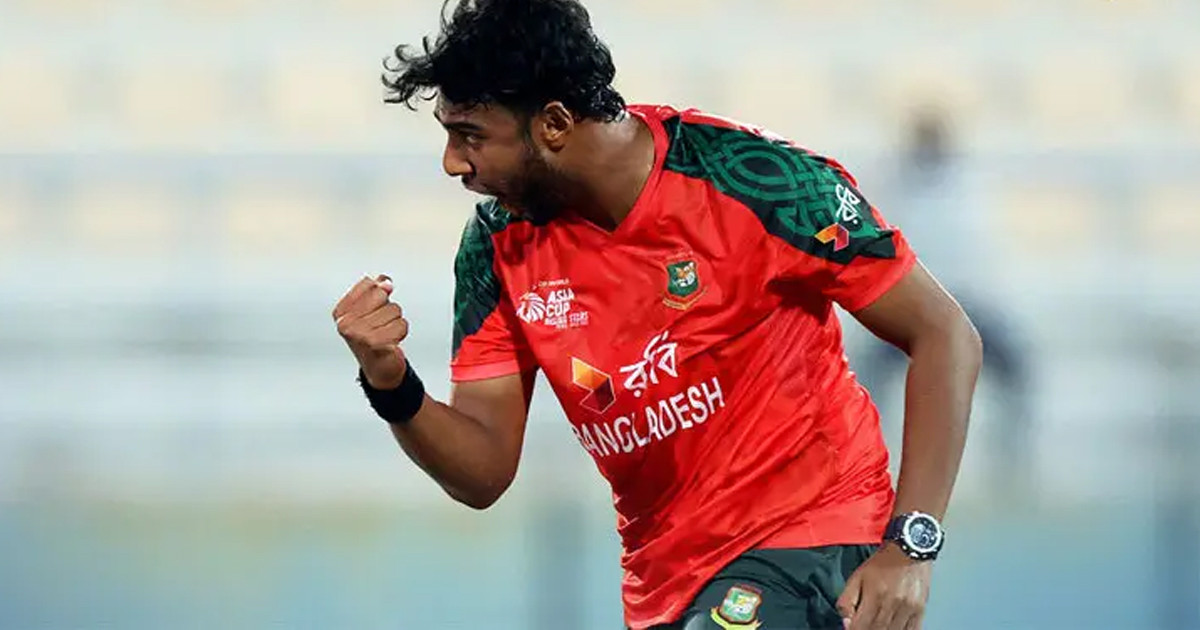 ৬২ রানে ৪ উইকেট হারিয়ে চাপে পাকিস্তান