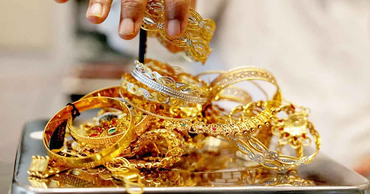 টানা তৃতীয় দিন স্বর্ণের দামে পতন