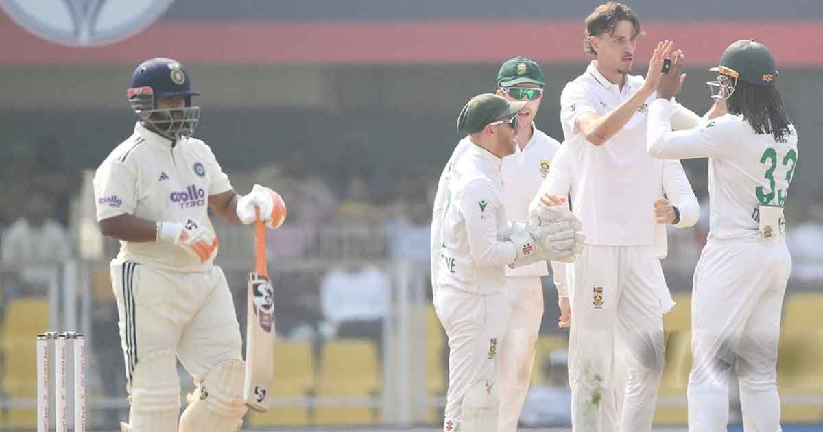যে পিচে দক্ষিণ আফ্রিকা ১২ ঘণ্টা ব্যাট করেছে, সেখানে ২ ঘণ্টাও টিকলো না ভারত!