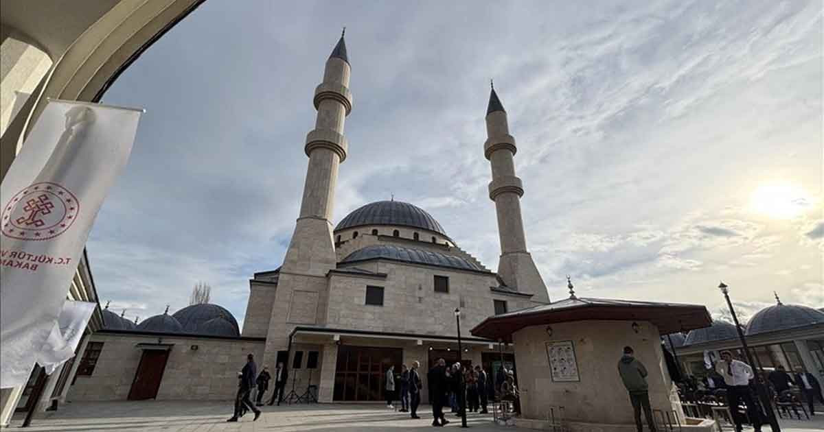 উদ্বোধন হলো বলকানের বৃহত্তম মসজিদ