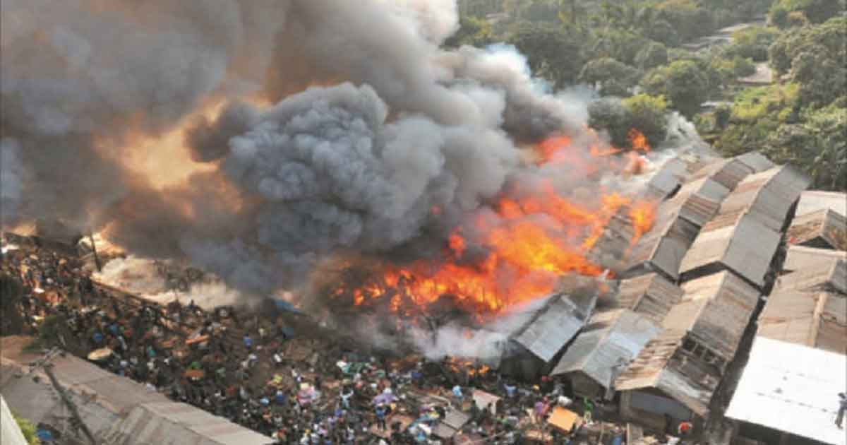 কড়াইল বস্তিতে আগুন, নিয়ন্ত্রণে ৭ ইউনিট