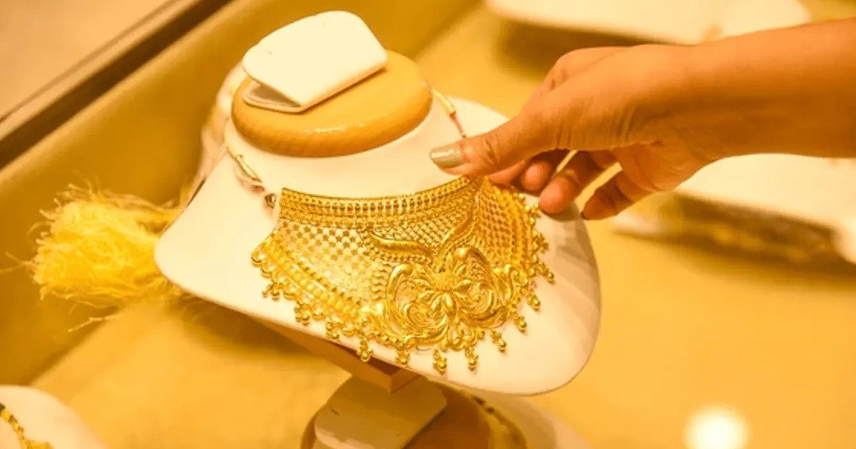 দেশে ২২, ২১ ও ১৮ ক্যারেটের প্রতি ভরি স্বর্ণ আজ কত দামে বিক্রি হবে?