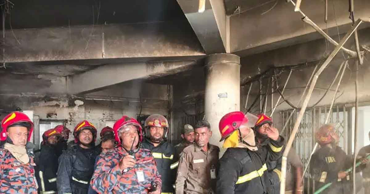 ঢাকায় পিজি হাসপাতাল এবং চট্টগ্রামে পোশাক কারখানার গুদামে আগুন