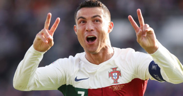 রোনালদোকে বড় সুখবর দিল ফিফা