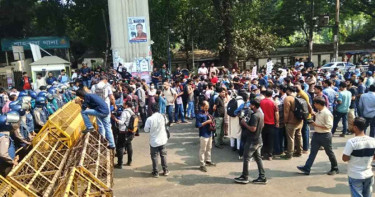 ৪৭তম বিসিএস: লিখিত পরীক্ষা পেছানোর দাবিতে ফের যমুনা অভিমুখে মিছিলের ডাক