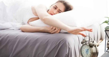 ঘুম থেকে দেরি করে উঠলে যে ভিটামিন কমে যায়!