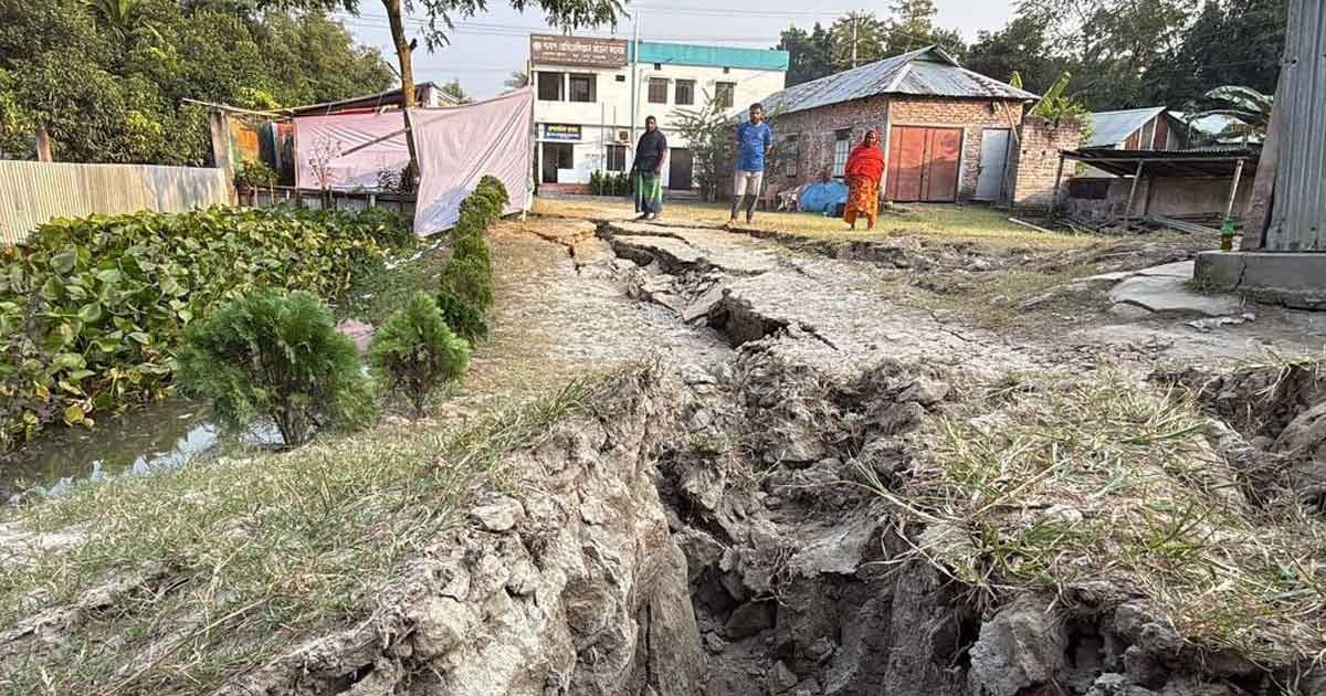 দেশে একের পর এক ভূমিকম্প, মাটির তলায় চলছে কী