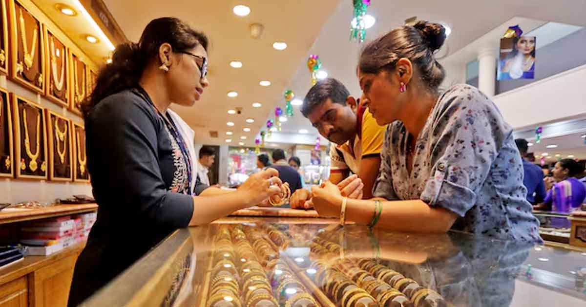 শুক্রবারে বিশ্ববাজারে স্বর্ণের দামে বড় উত্থান