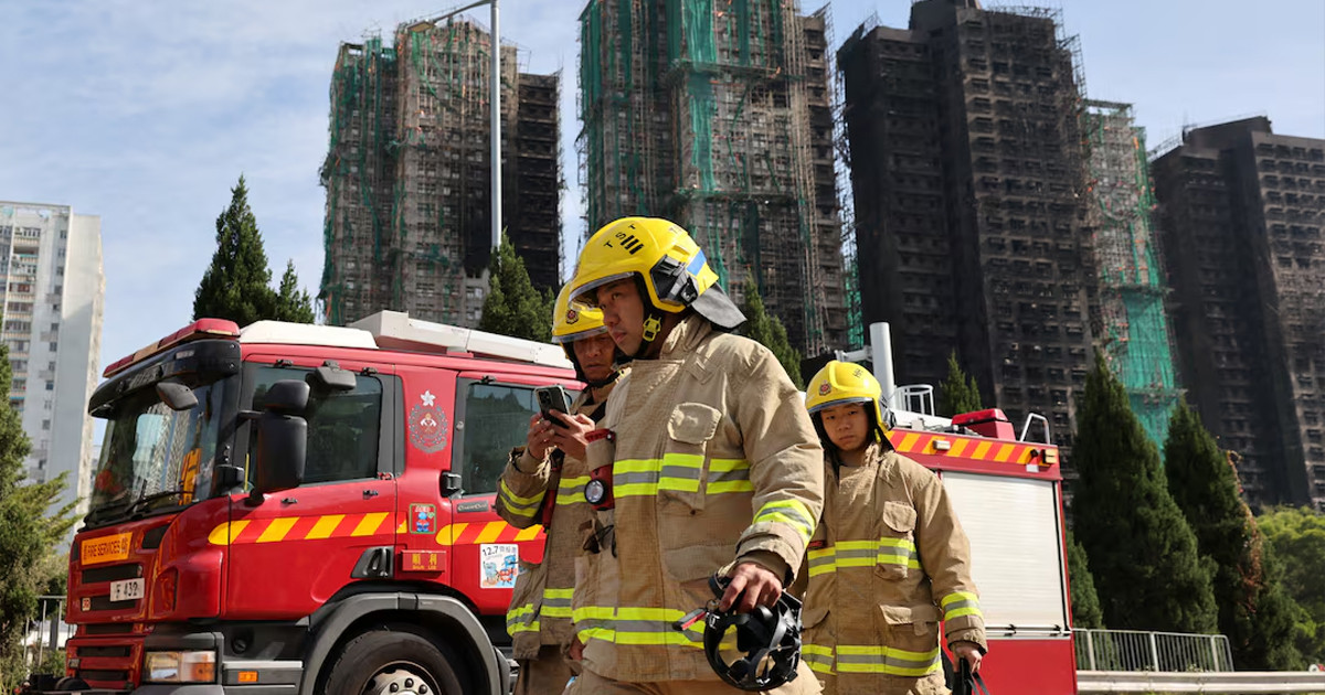 হংকংয়ের অগ্নিকাণ্ডে মৃতের সংখ্যা বেড়ে ১২৮, নিখোঁজ ২০০