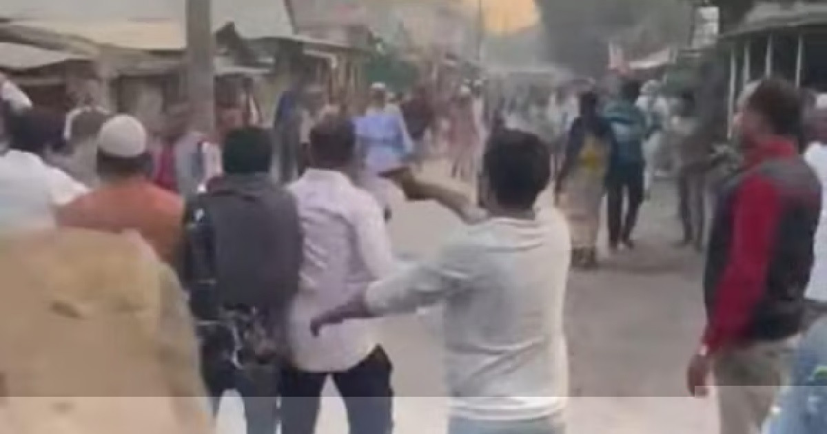 ঈশ্বরদীতে নির্বাচনি প্রচারে হামলায় অস্ত্রধারী জামায়াতের কর্মী, অভিযোগ বিএনপির