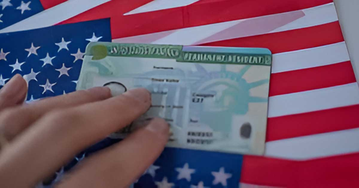 ১৯ দেশের অভিবাসীদের গ্রিন কার্ড আবার যাচাই করবে আমেরিকা
