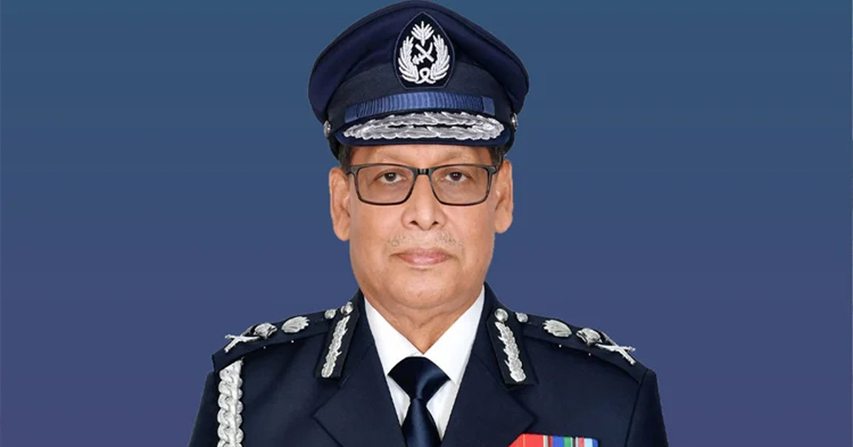 ইন্টারপোল সম্মেলন করে দেশে এলেন আইজিপি