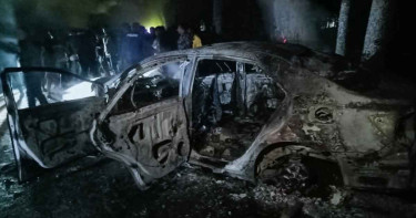 মাদারীপুরে দ্রুতগামী প্রাইভেটকারের ধাক্কায় শিশুর মৃত্যু, গাড়িতে আগুন