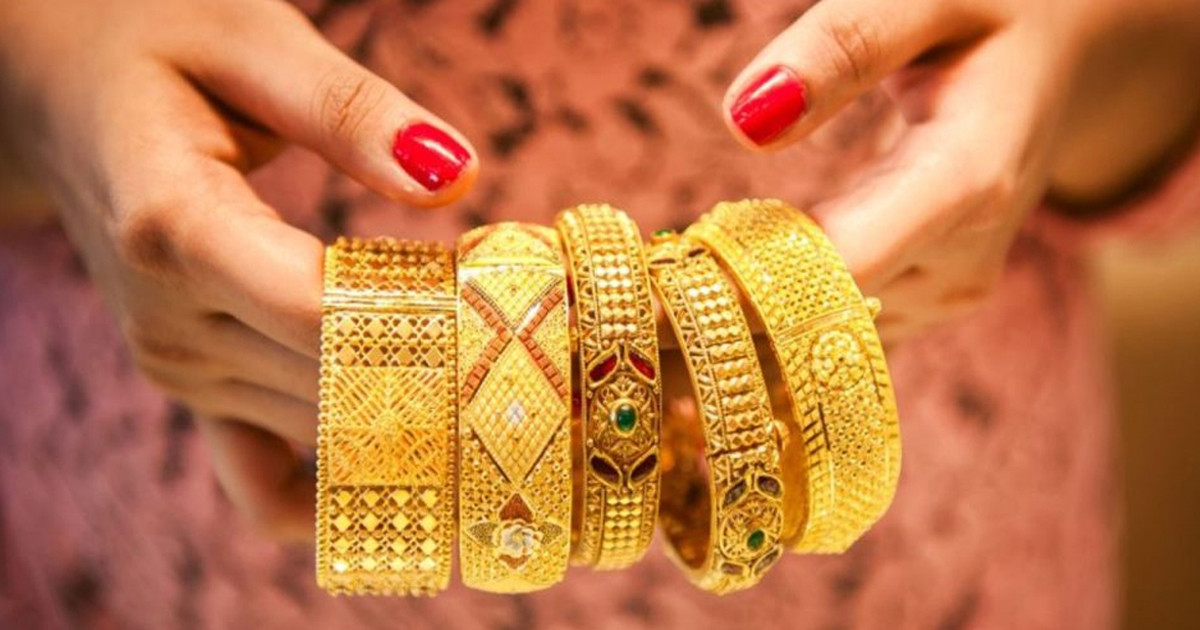 আজ থেকে নতুন দামে বিক্রি হবে প্রতি ভরি স্বর্ণ