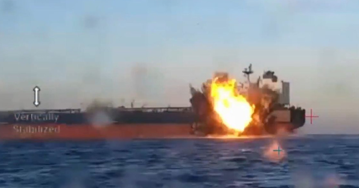 কৃষ্ণসাগরে তেলবাহী দুই ট্যাংকারে হামলা, ছিলেন ৪ বাংলাদেশি নাবিক