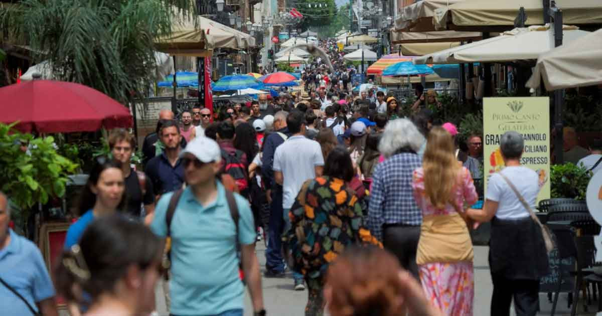 পাঁচ লাখ কর্মী নেবে ইতালি, জানুন আবেদন প্রক্রিয়া