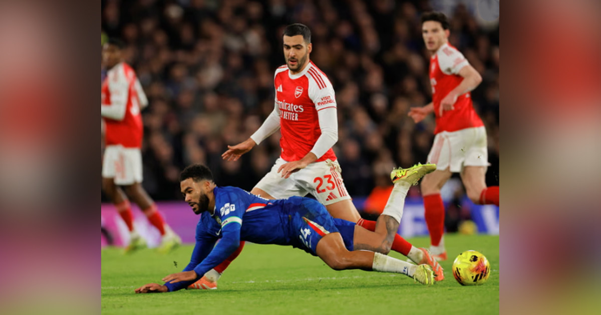 ১০ জনের চেলসিকেও থামাতে পারলো না আর্সেনাল