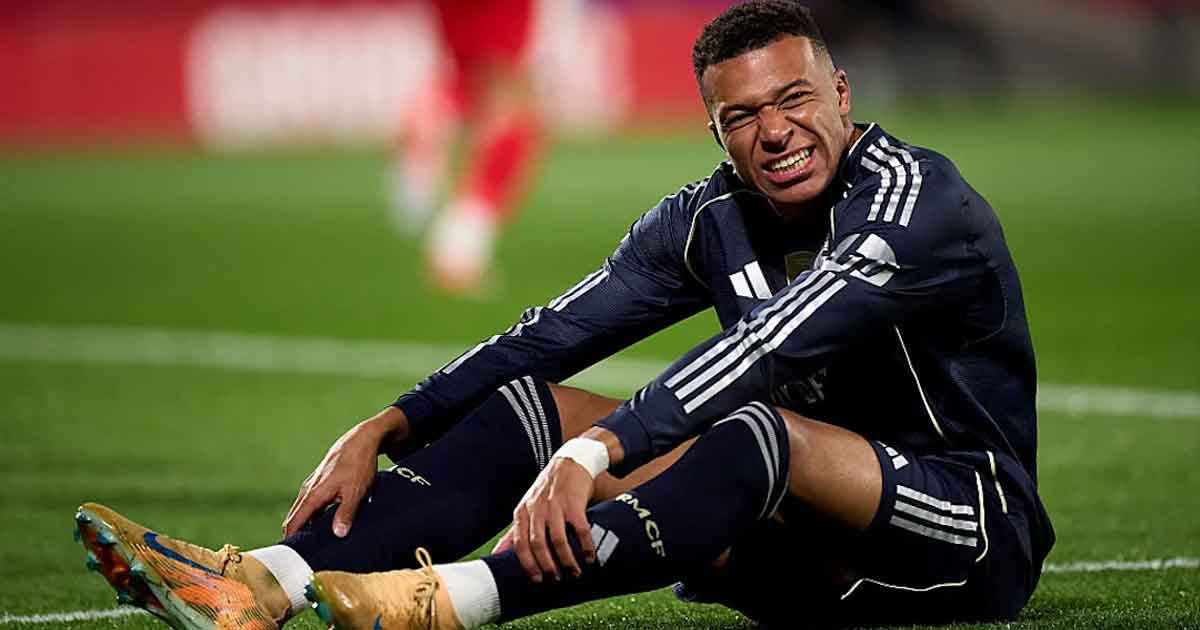 টানা তৃতীয় ম্যাচে হার রিয়ালের, শীর্ষে বার্সেলোনাই