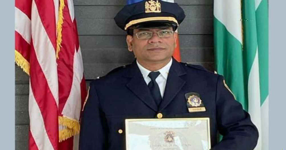 নিউইয়র্ক পুলিশের ইতিহাসে প্রথম দক্ষিণ এশীয় লেফটেন্যান্ট কমান্ডার হলেন বাংলাদেশি শামসুল
