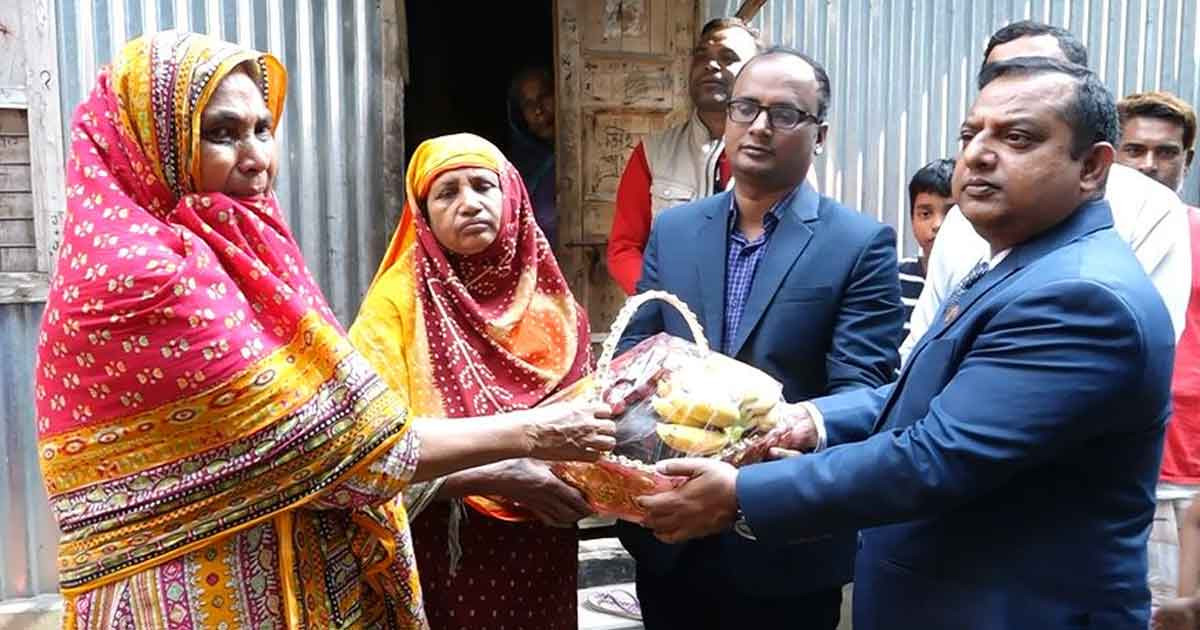 জুলাই শহীদদের পরিবারের পাশে নবাগত জেলা প্রশাসক