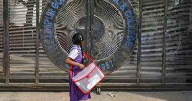 শিক্ষকদের কর্মবিরতি স্থগিত