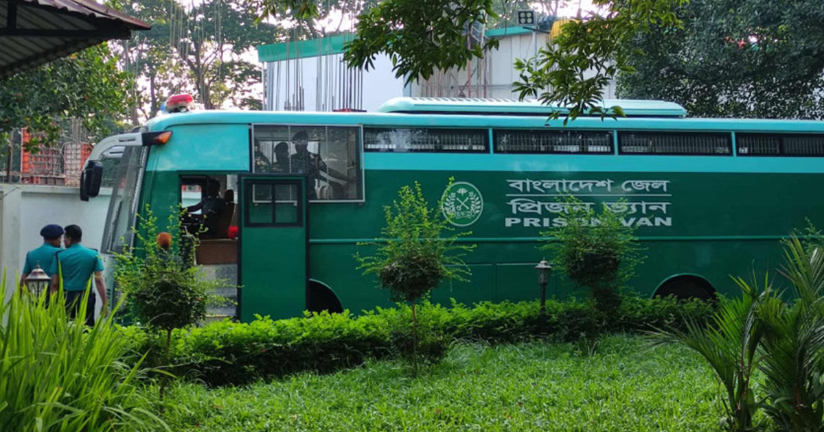 গুমের মামলায় ১০ সেনা কর্মকর্তাকে আনা হয়েছে ট্রাইব্যুনালে