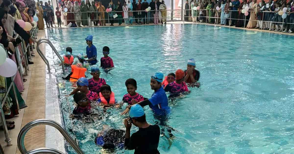 বসুন্ধরা পাবলিক স্কুল অ্যান্ড কলেজে সুইমিংপুল উদ্বোধন